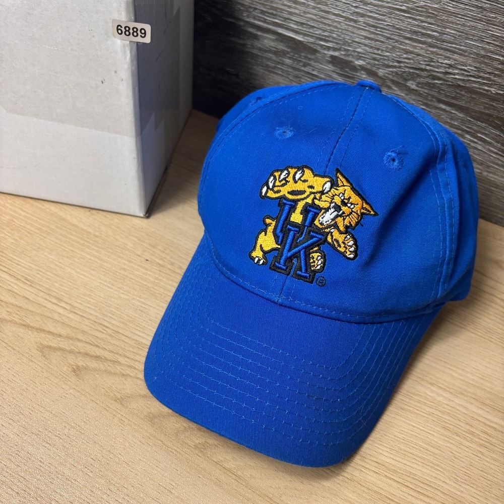 Kentucky Wildcats Hat Cap Strap Back Blue Embroidered Basketball Vintage Logo - Picture 10 of 10
